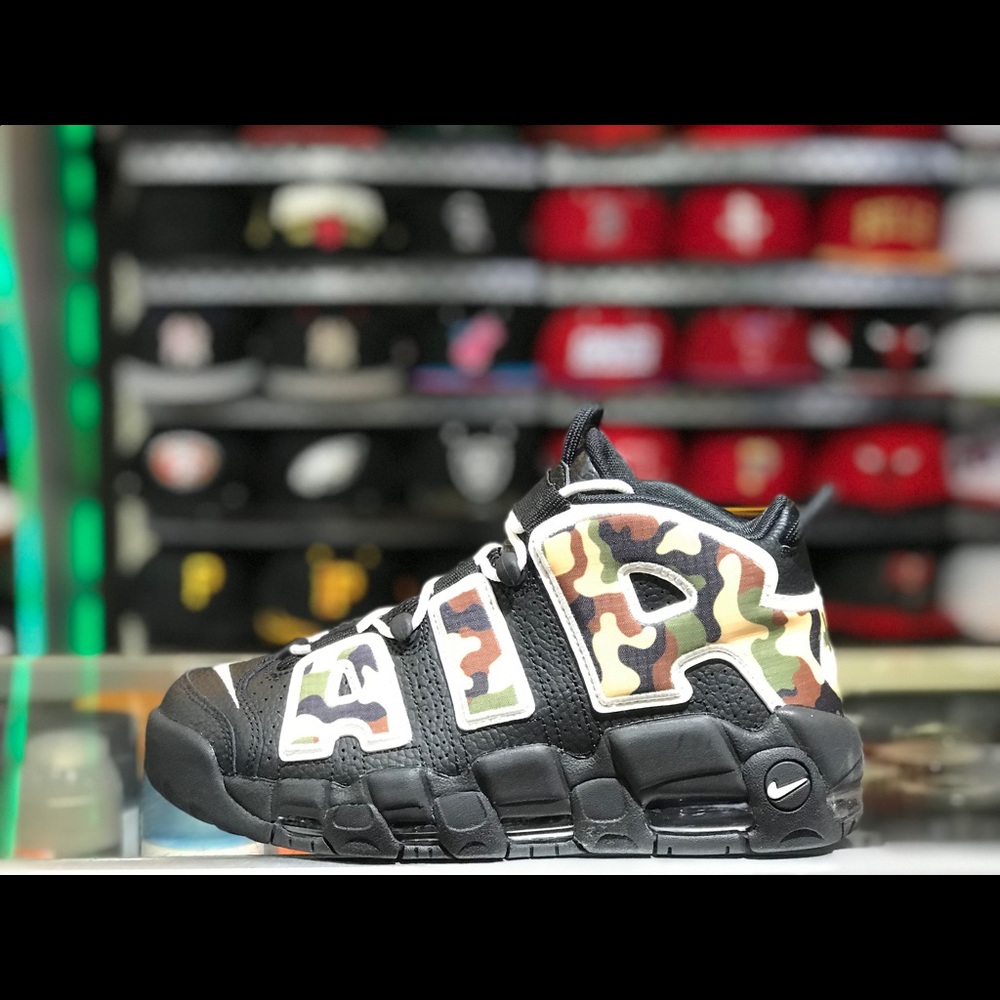 Sneaker